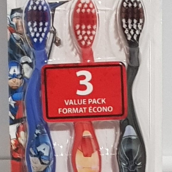 Avengers Toothbrush Set - Picture 2 of 2